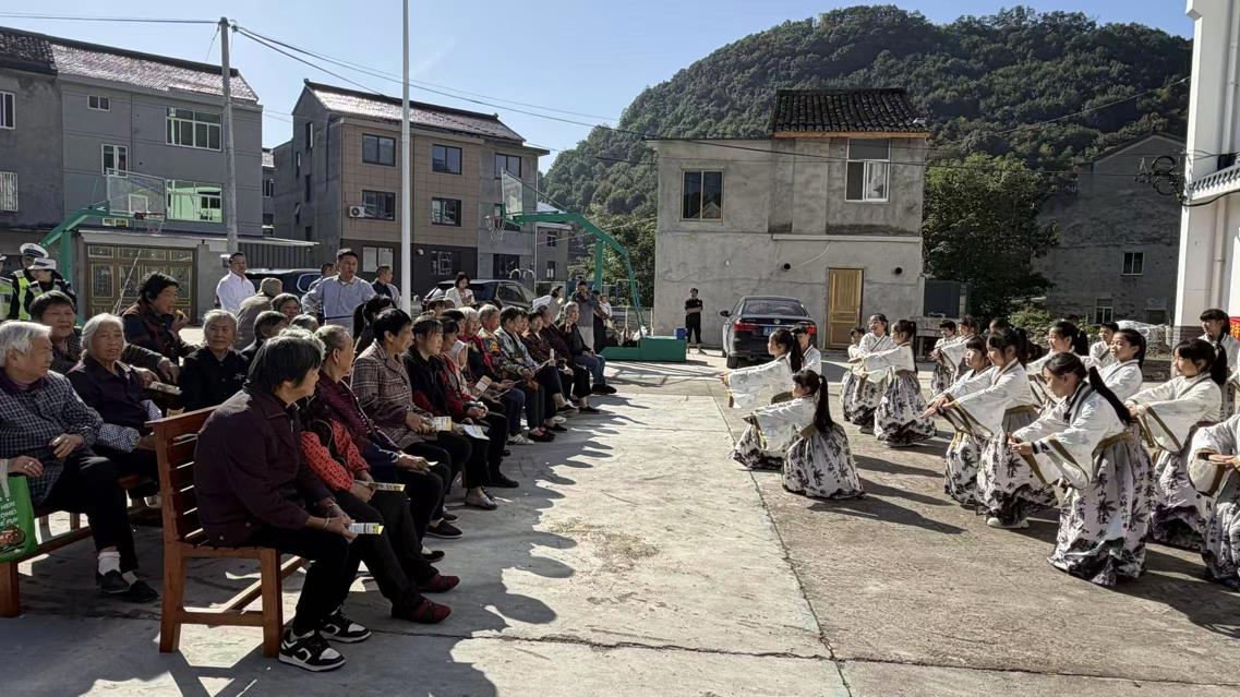 微信图片_20251030125040.jpg 微信图片_20251030125040.jpg